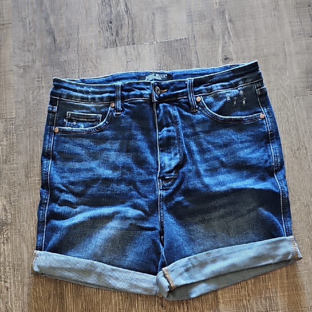 Judy Blue Dark Blue Rolled Cuff Jean Shorts